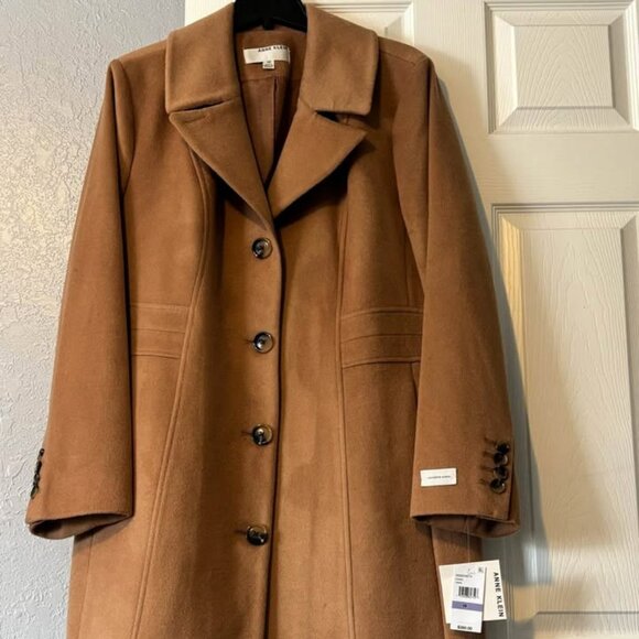 Cashmere Coat - Picture 4 of 5